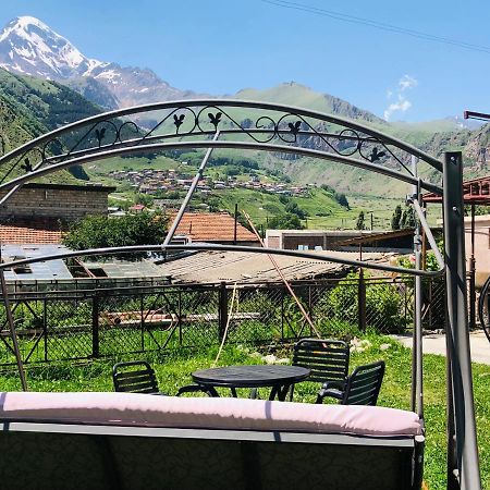 Guest House Chavchavadze N23 Kazbegi Exterior photo